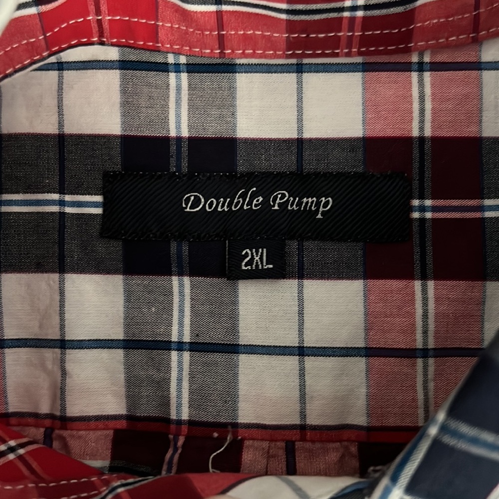 Mens button up - Picture 2 of 2
